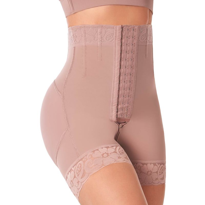 Annchery-relojdearena-shortconbroches-5156B-mujer-cocoa-4.jpg